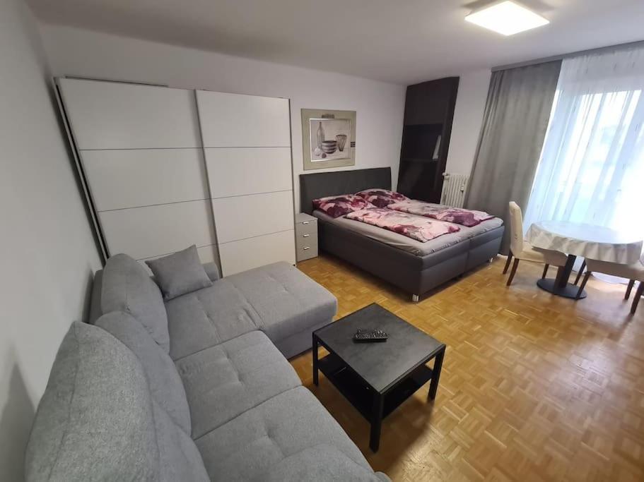 Stadtoase Wels Zentrum Екстер'єр фото